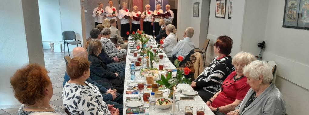 Dzień Matki w Klubie Seniora